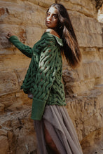 Load image into Gallery viewer, The Giselle by Abôvian, Product type - Sweater, Designed by LOOM Weaving